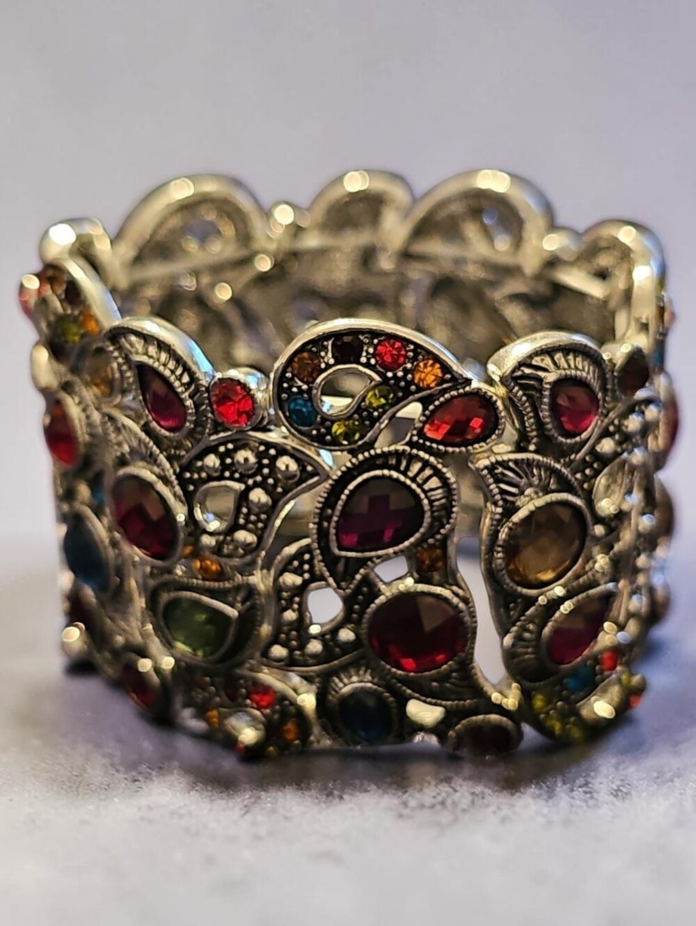 Nwt Sassified Boutique Multicolor Gemstone Stretch Bracelet - Silver Tone